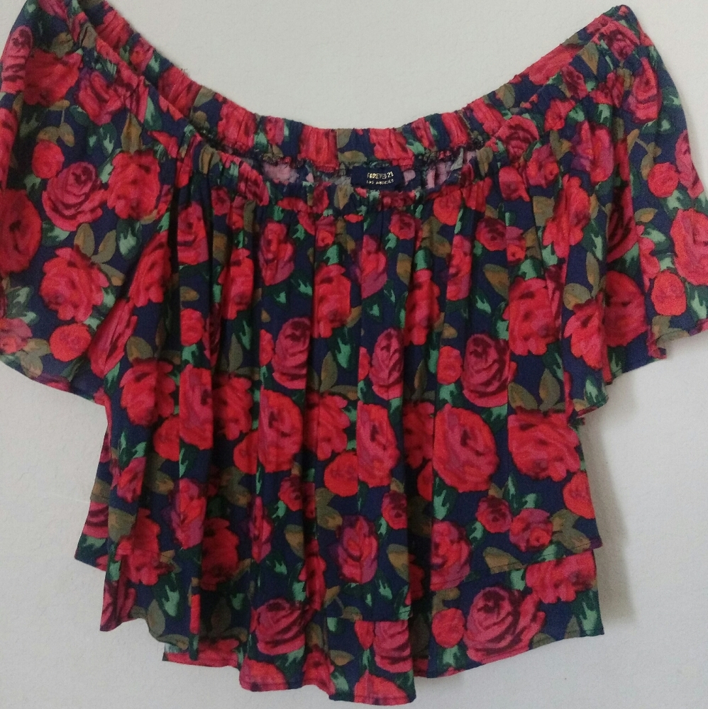Off-shoulder Top - Picture 2 of 7
